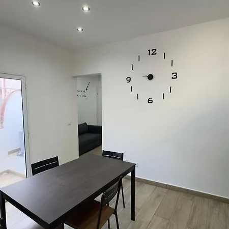 Abela 9 * Palermo